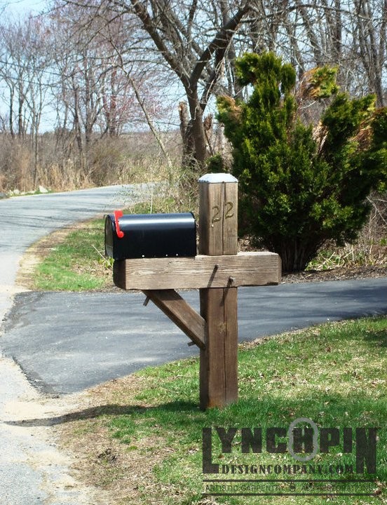 Yankee Style Heavy-Duty Mailbox Post